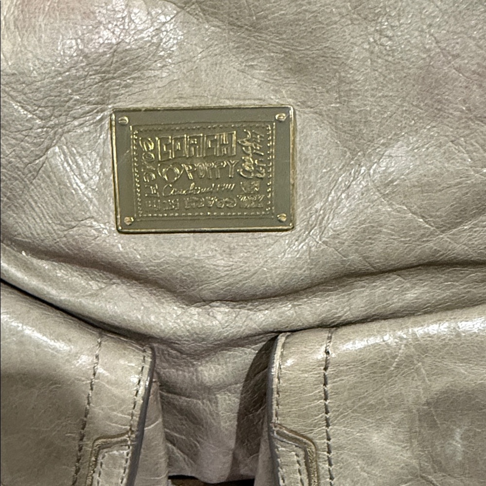 Coach Poppy Legacy Limited Edition Leather Hobo Bag and crossbody - Picture 3 of 8